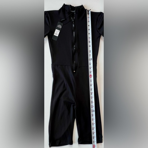 Fashion Nova NWT Black Baby Got Back Romper Small - Picture 2 of 9